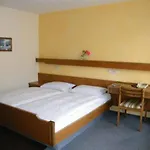 Gaestehaus Ruh - Non-smoking 3*