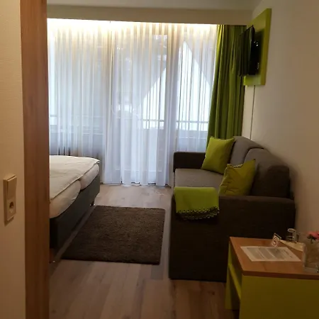 Gastehaus Ruh 3* Фрайбург