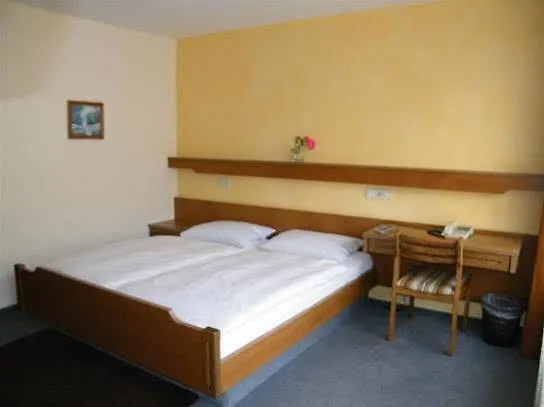 Gaestehaus Ruh - Non-smoking 3*